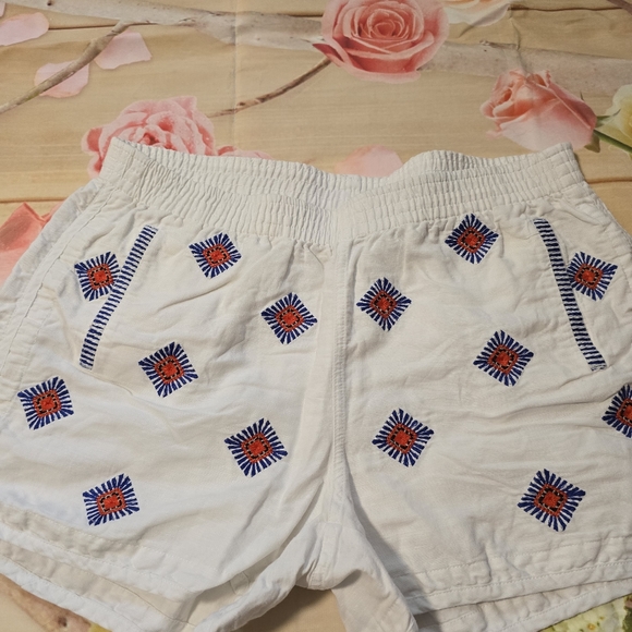 JCrew white print shorts - Picture 3 of 5